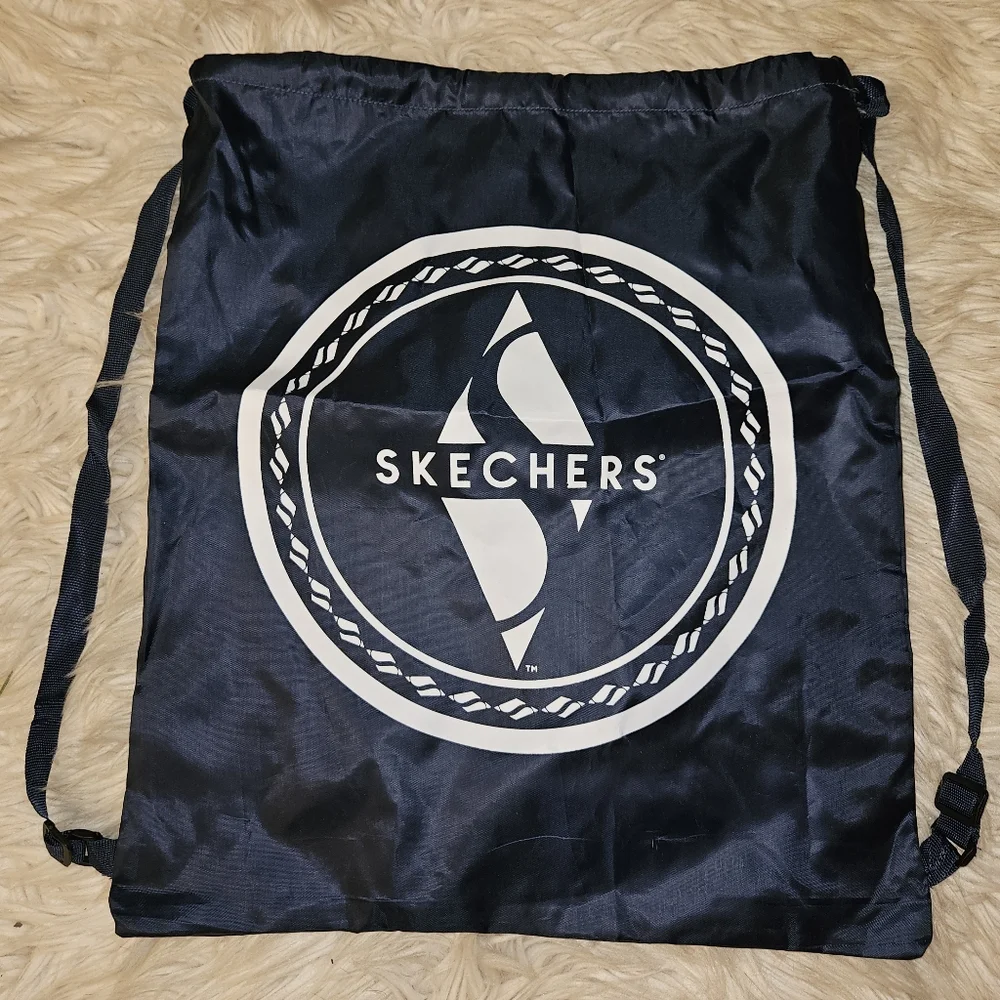 Skechers Navy Drawstring Gym Bag | Adjustable Straps | Hanging Hook